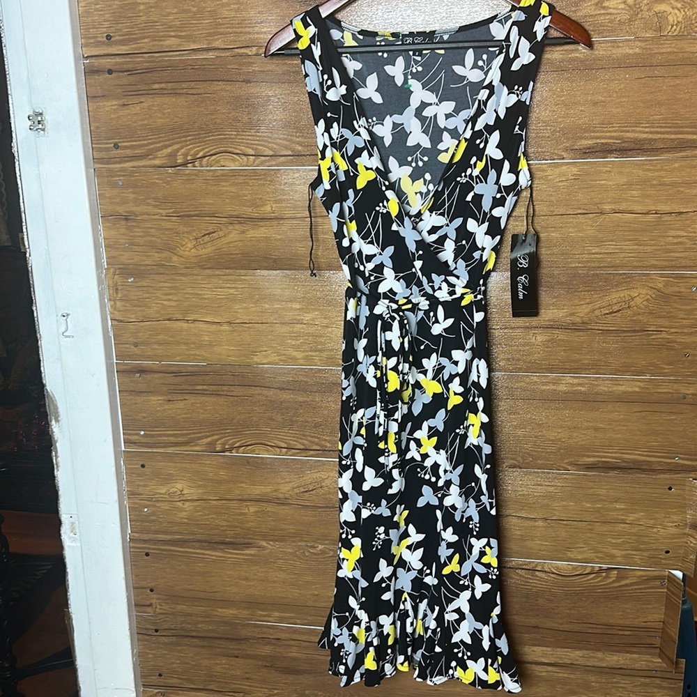 B.Calm Floral women dress size 8 new with tags